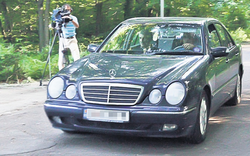 4429-260443-b.jpg