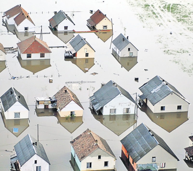 4429-260453-inundatiiungaria1.jpg