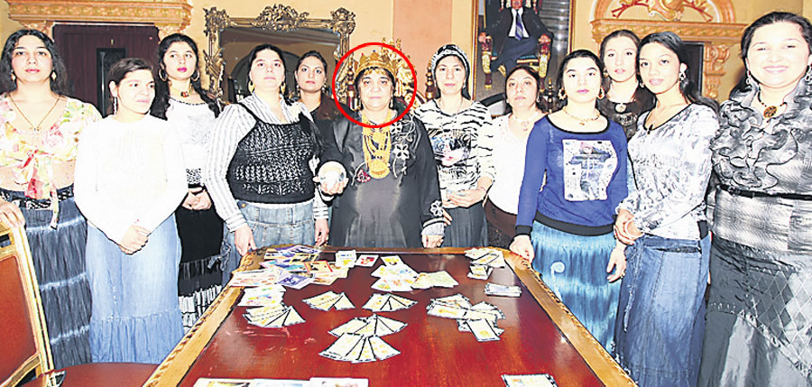 4430-261085-vrr.jpg academia-de-vrajitoare-romania