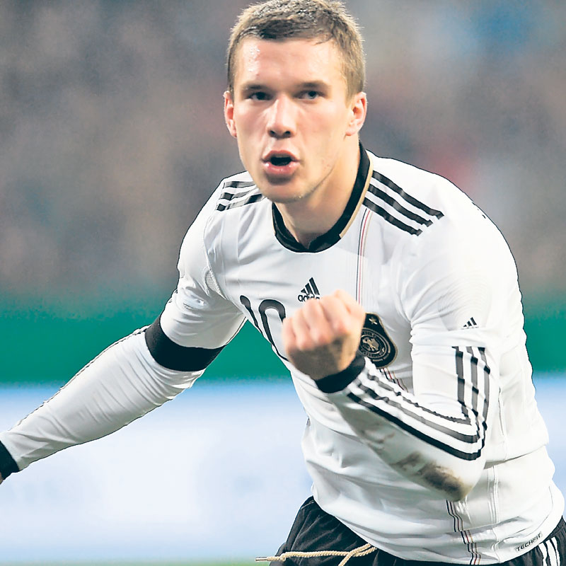 4435-262544-podolski.jpg