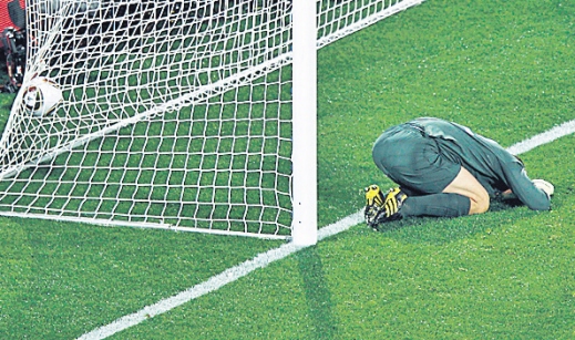 4436-262835-16_rob_gol2.jpg