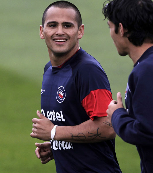4438-263664-humbertosuazo.jpg humberto suazo.jpg