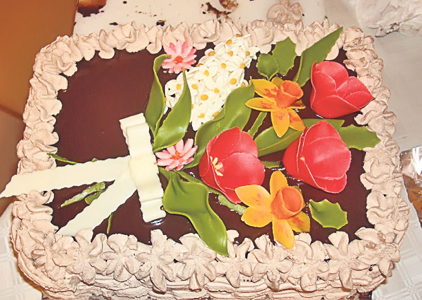 Tort mousse de ciocolată