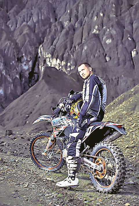 dani-otil-enduro-Redbull-Romaniacs.jpg