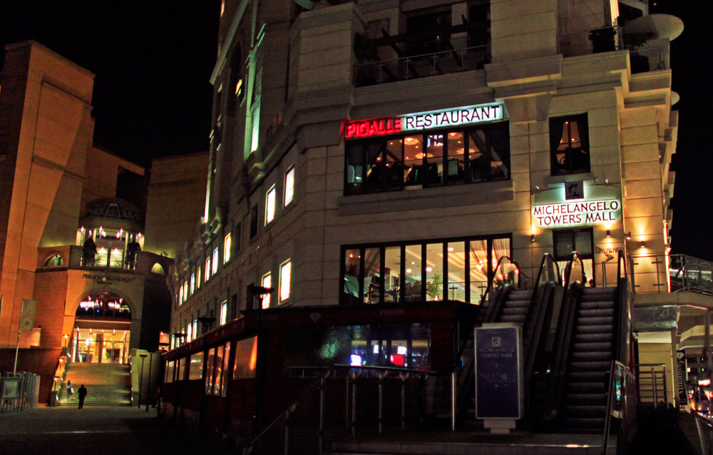 Restaurantul Pigalle unde a leşinat Platini