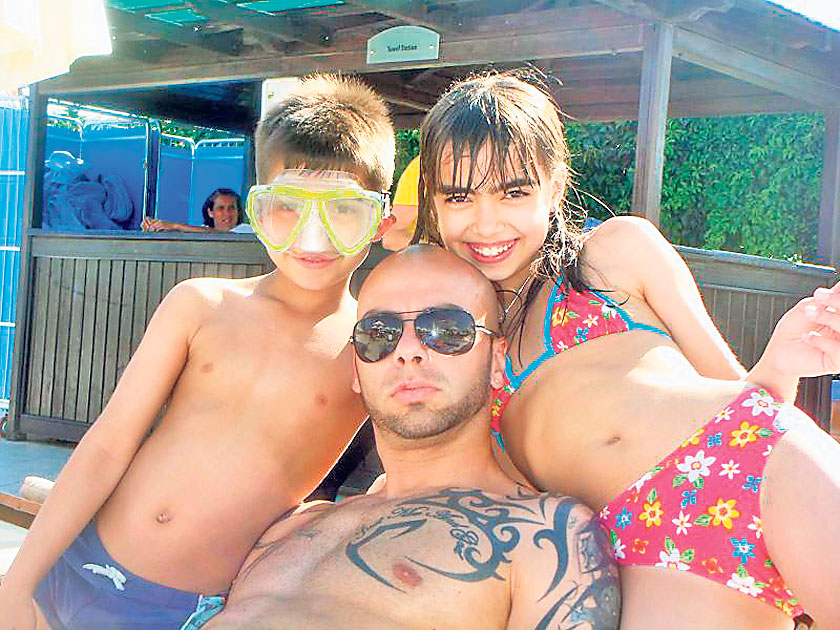 4456-270059-g3.jpg Giani-Kiriţă-vacanta-antalya.jpg