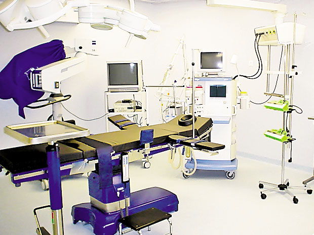 Sala de naşteri este dotată cu aparate de ultimă generaţie