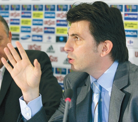 4462-272040-ionut_lupescu.jpg