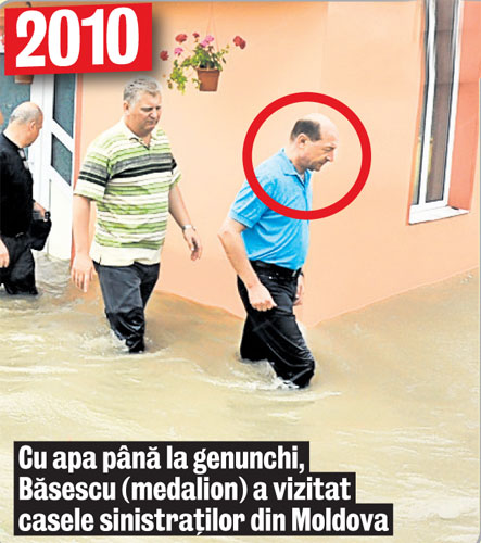 4463-272373-basescu_in_apa.jpg