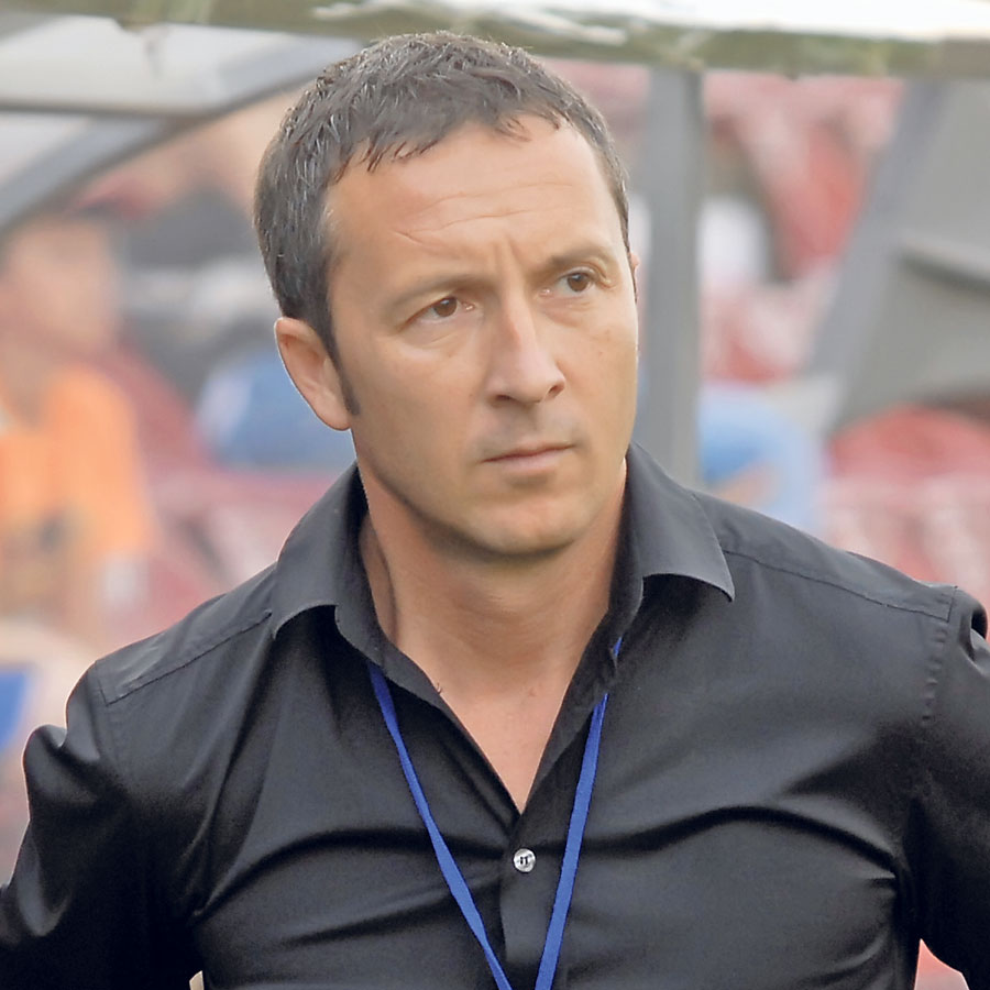 4472-274922-mihai_stoica.jpg