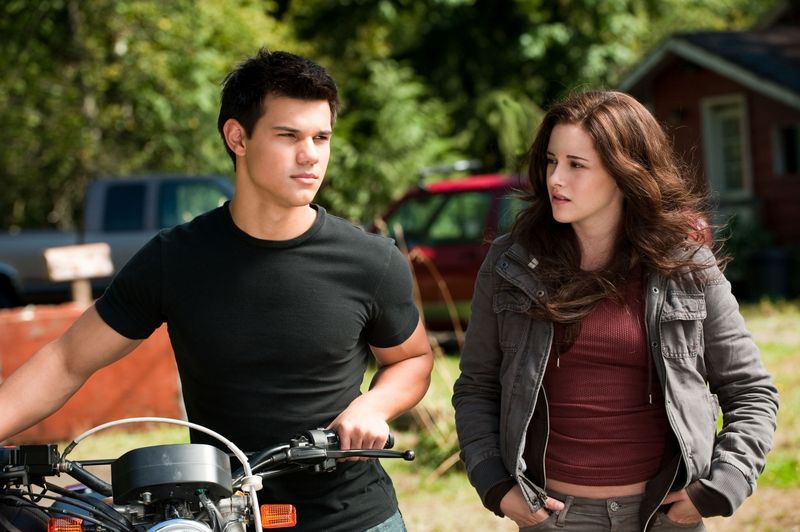 4484-278624-taylor_lautner_kristen_stewart.jpg 4484-278624-taylor_lautner_kristen_stewart.jpg