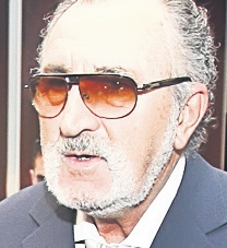 0-282383-11tiriac.jpg 0-282383-11tiriac.jpg