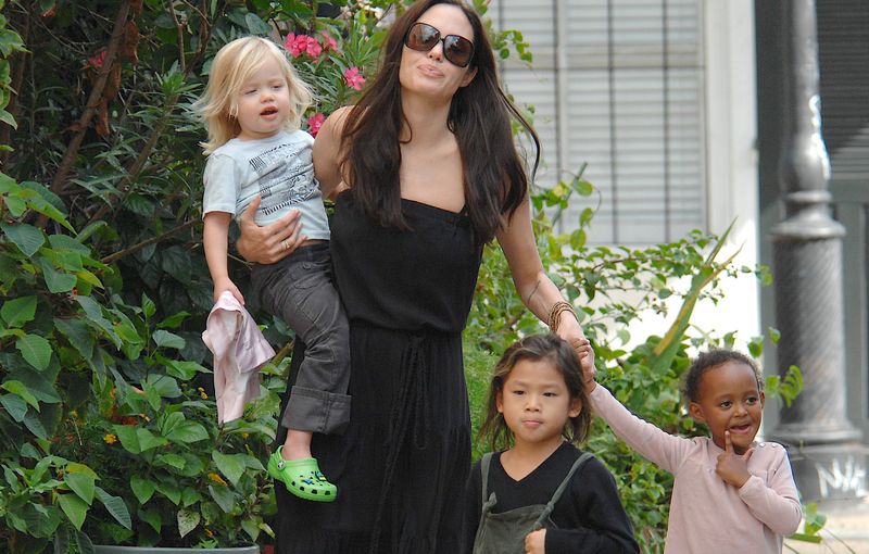 0-286379-angelina_jolie_copii.jpg