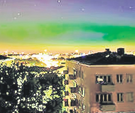 4489-279949-aurora.jpg
