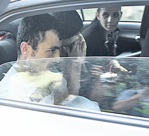 4504-284144-melek.jpg
