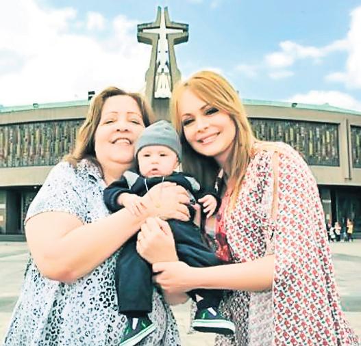 4509-285673-gabriela_spanic_copil.jpg
