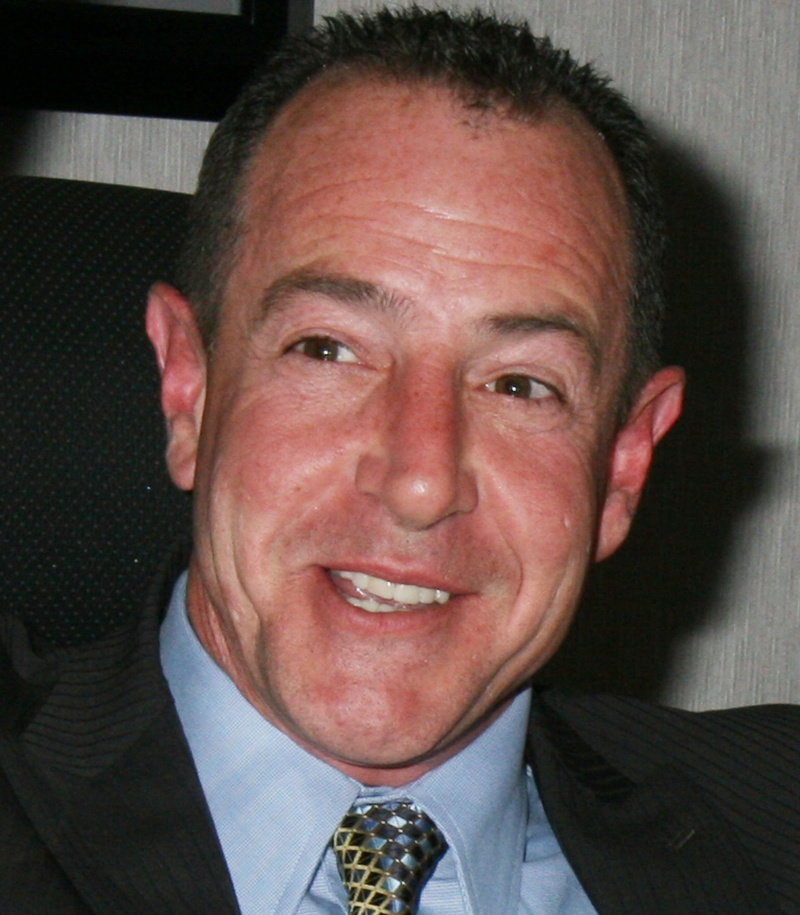 Lindsay il acuza pe Michael Lohan ca vrea sa ii vanda jurnalul din 2007