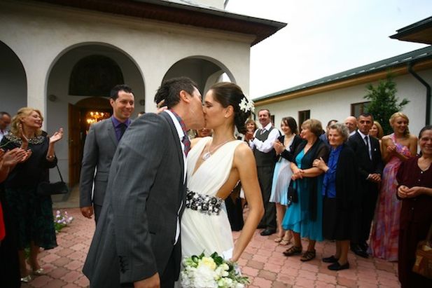 0-288560-razvan_fodor_cununie_religioasa_irina2.jpg 0-288560-razvan_fodor_cununie_religioasa_irina2.jpg