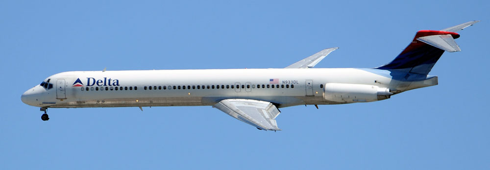 0-294383-avion_delta.jpg 0-294383-avion_delta.jpg