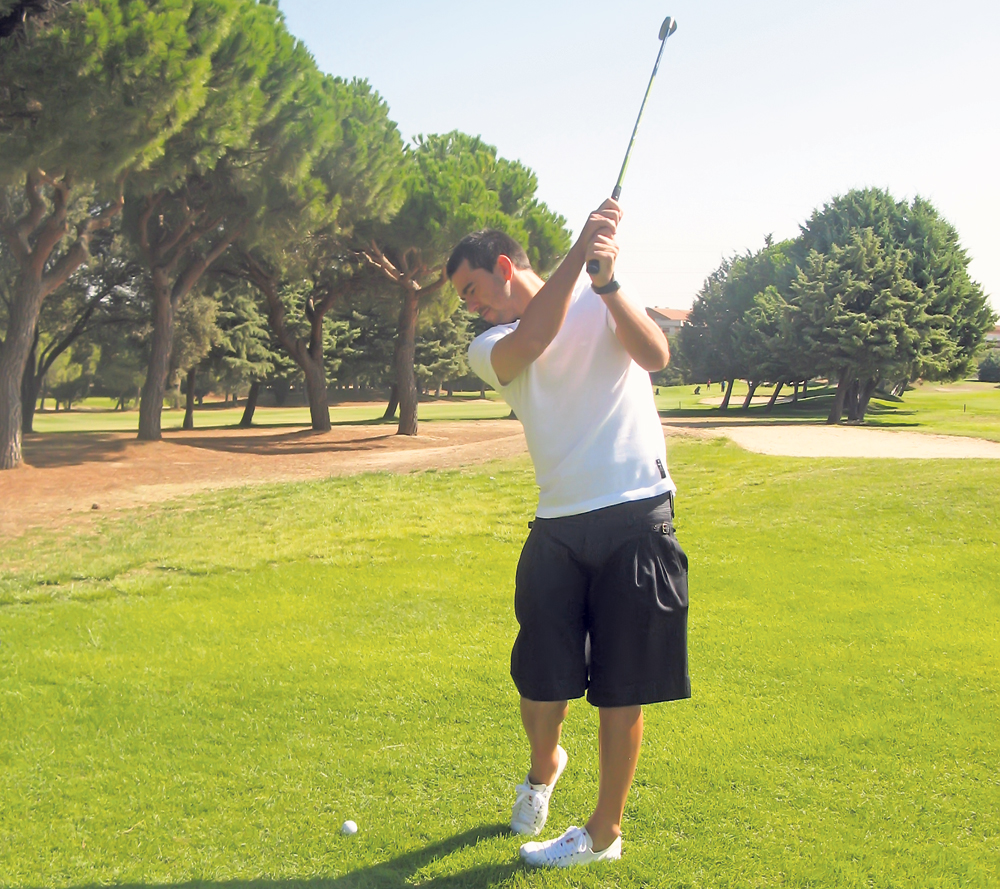 4521-288475-cosmin_contra_golf.jpg