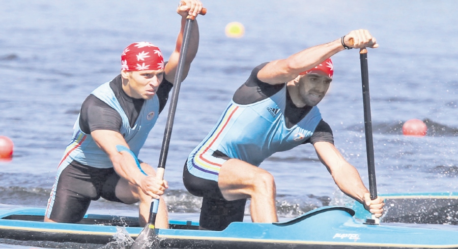 4527-289900-14canoe.jpg 4527-289900-14canoe.jpg