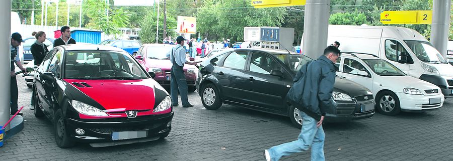 4544-294541-6actbenzinarie.jpg