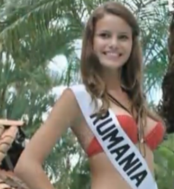 0-300736-emma2.jpg 0-300736-emma2.jpg