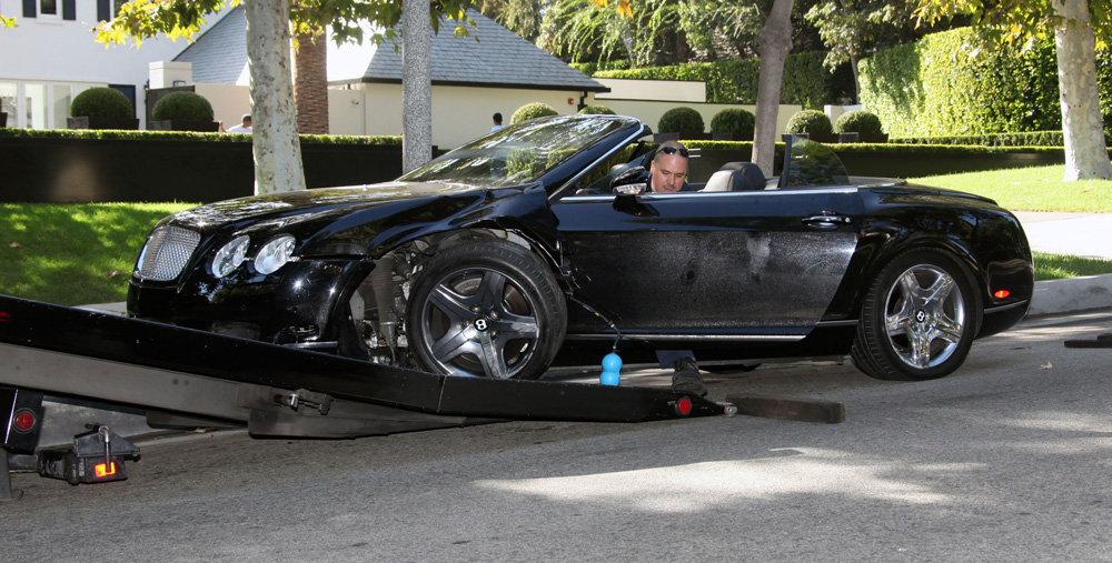 0-300910-bentley_sean_stewart.jpg Bentley-ul lui Sean Stewart lovit