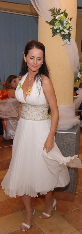0-302520-madalinamanole.jpg