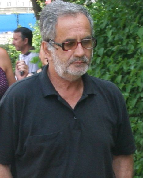 0-302528-ionmanole.jpg