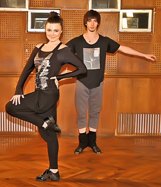 4556-297941-dansezpentrutineadelapaulaseling.jpg 4556-297941-dansezpentrutineadelapaulaseling.jpg