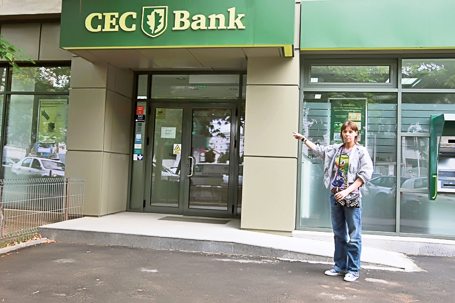 4557-298128-p2.jpg