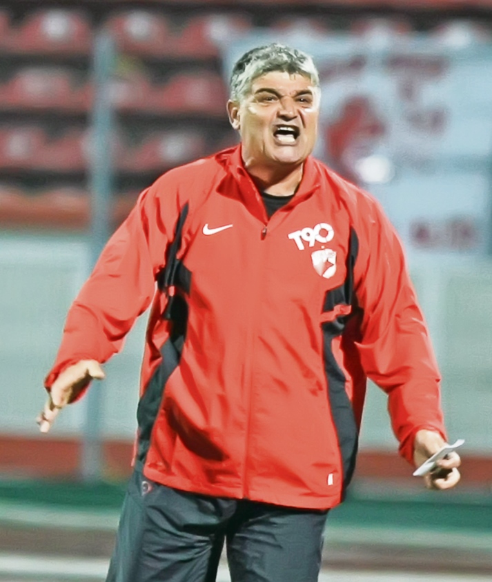 4559-298775-andone.jpg