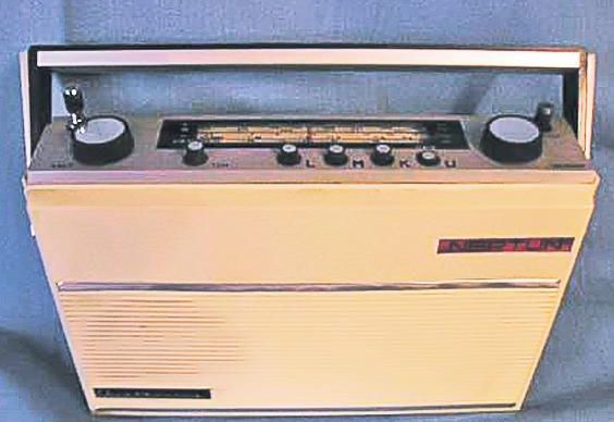4561-299312-radio.jpg