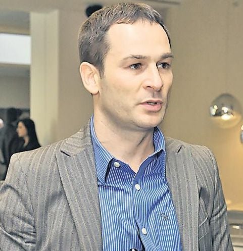 4562-299619-negoita.jpg