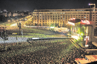 4574-302655-23edacdcconcert4327821mediafax_fotosilviu_matei.jpg 4574-302655-23edacdcconcert4327821mediafax_fotosilviu_matei.jpg