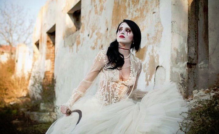 0-303855-adelina2.jpg 0-303855-adelina2.jpg
