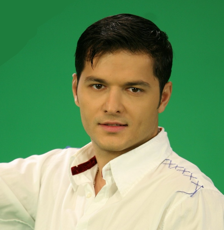0-304128-liviu.jpg