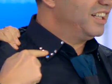 Nicoleta Guţă i-a lipit manelistului cristale Swarovsky pe pantofi