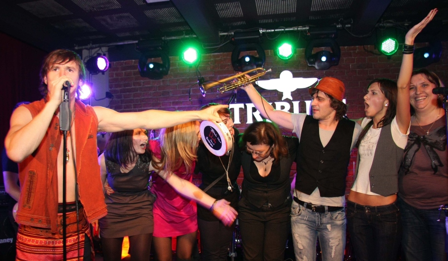 0-311360-zdob2.jpg