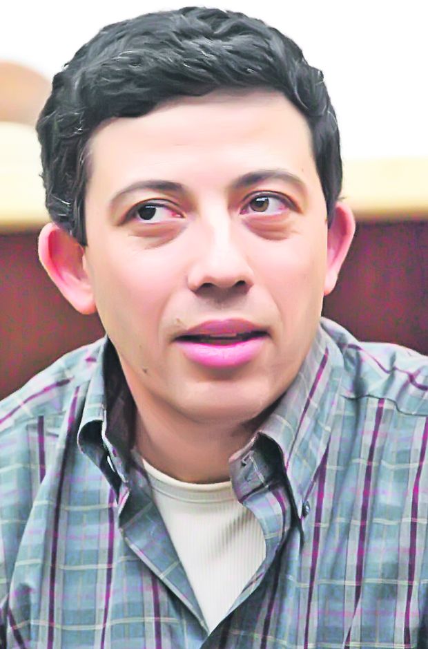 4579-303922-08alexsolomon_documentor_tm.jpg