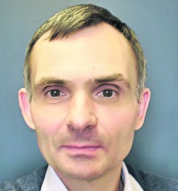 4583-305027-2410_0825_a_radu.jpg