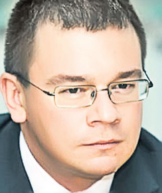 Razvan Ungureanu, şeful SIE