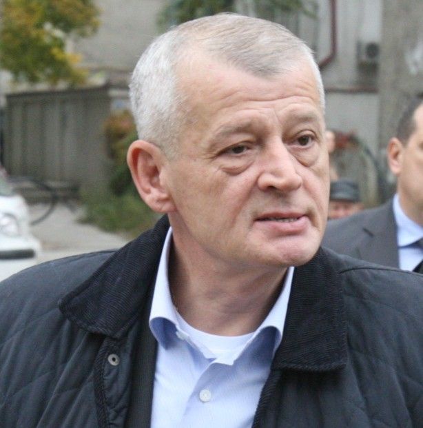 0-315932-sorin_oprescu.jpg