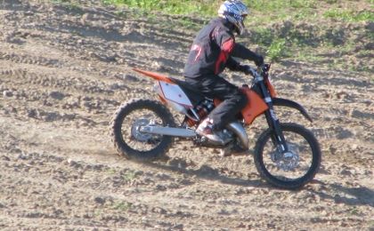 0-320004-serbanhuidumotooffroad1.jpg 0-320004-serbanhuidumotooffroad1.jpg