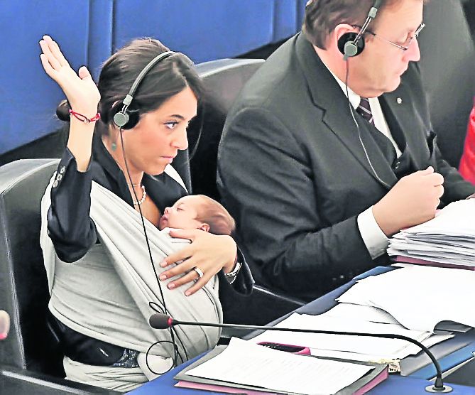 4611-312726-04ronzulli.jpg