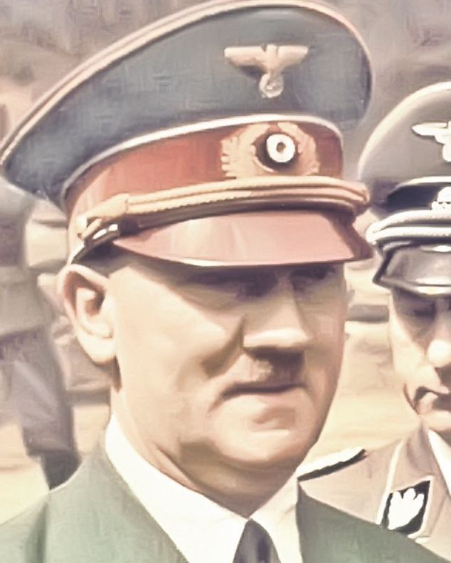4613-313290-hitler.jpg