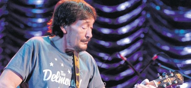 4628-318077-chrisrea.jpg