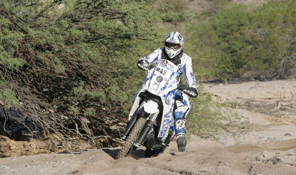 0-321422-mani_gyenesps3dakar2011.jpg
