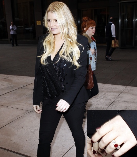 0-324439-jessica_simpson.jpg
